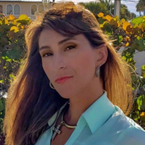 image of Melanie Pisano agent