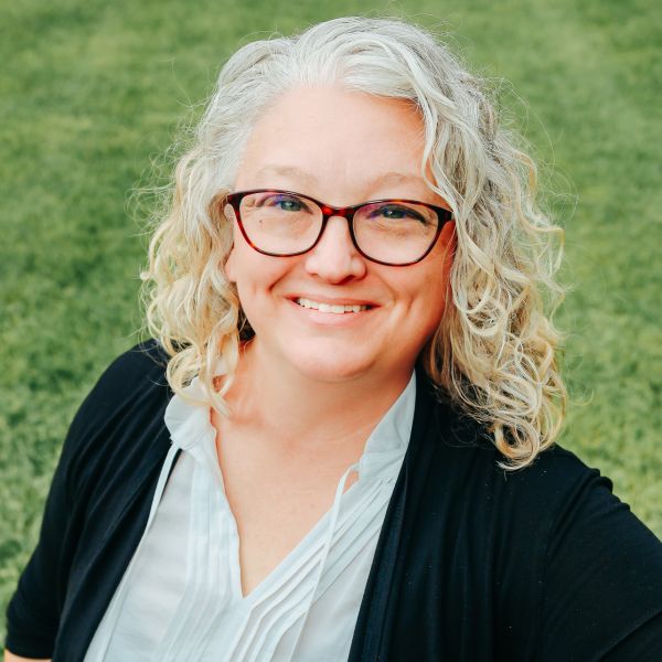 image of Dawn Fay agent