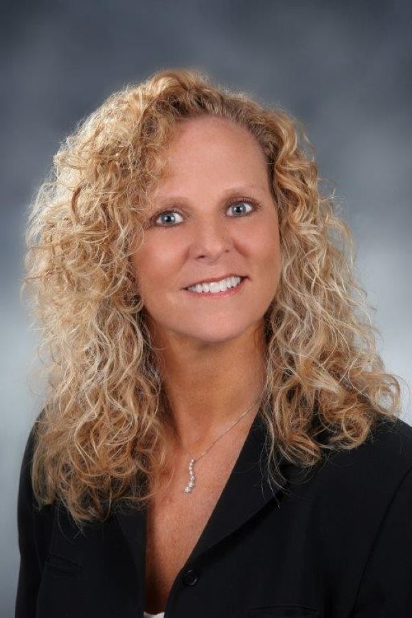 image of Kim DiLeo agent