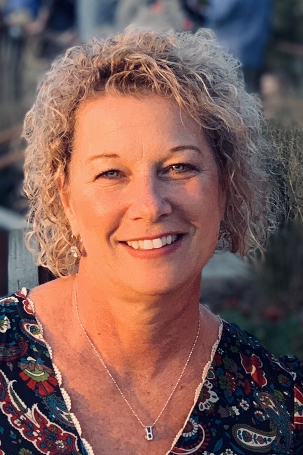 image of MaryJo Netz agent