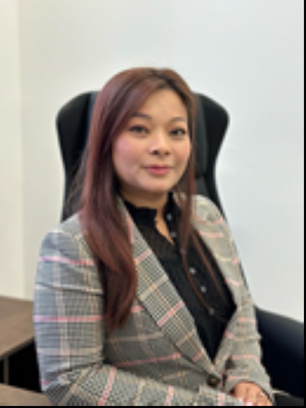 image of Khanh Nguyen agent