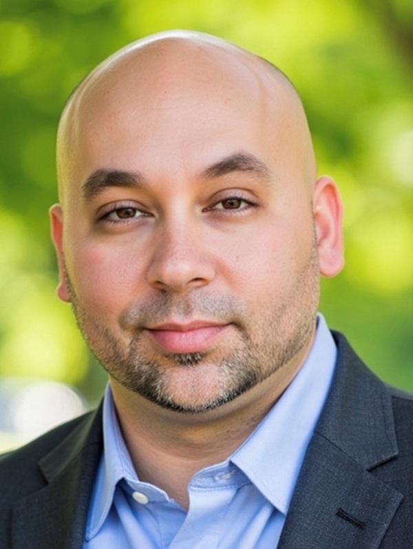 image of Damien Ogden agent