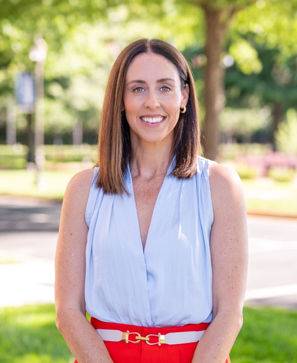 image of Sarah Hebb agent