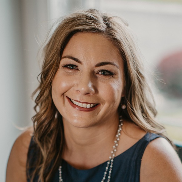 image of Christine Dunn agent