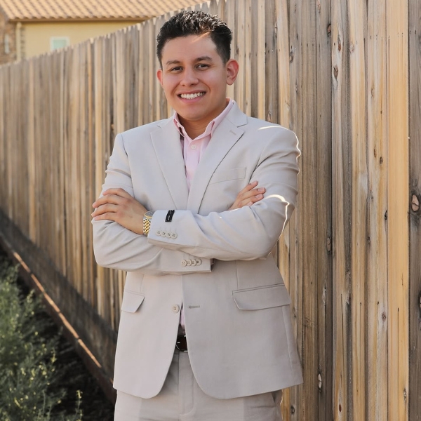 image of Gio Gutierrez agent