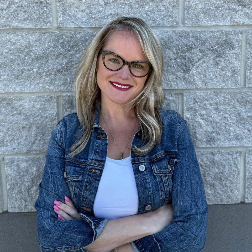 image of Niki Marich agent