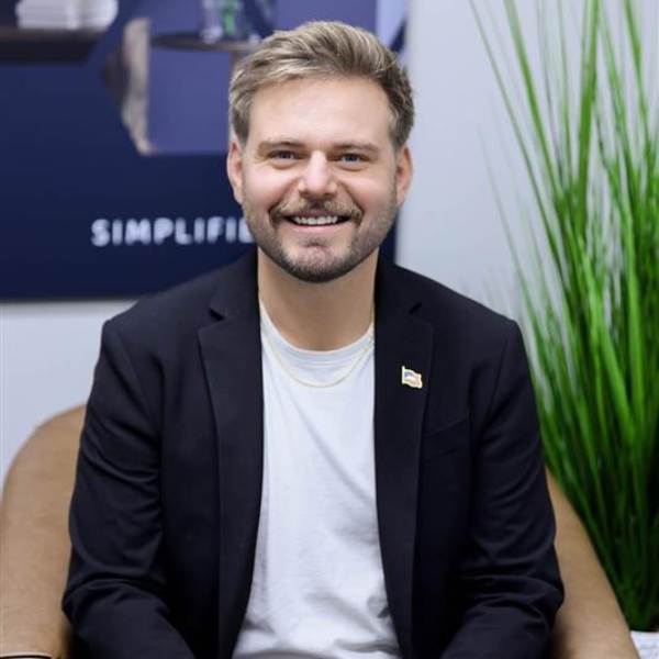 image of Collin Schoenborn agent