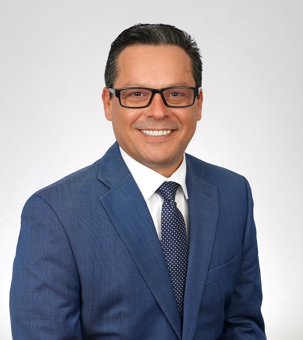 image of Alex Martinez agent